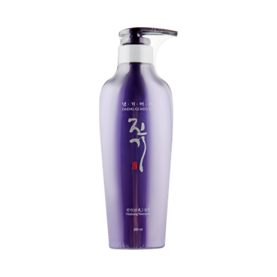 DAENG GI MEO RI Vitalizing Shampoo, 300 ml.